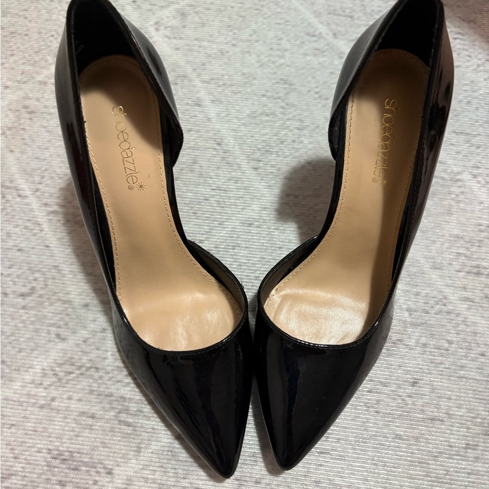 Shoe Dazzle Glossy Black Heels